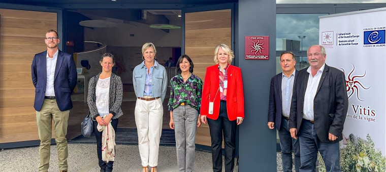 Remise plaque Iter Vitis Eauze
